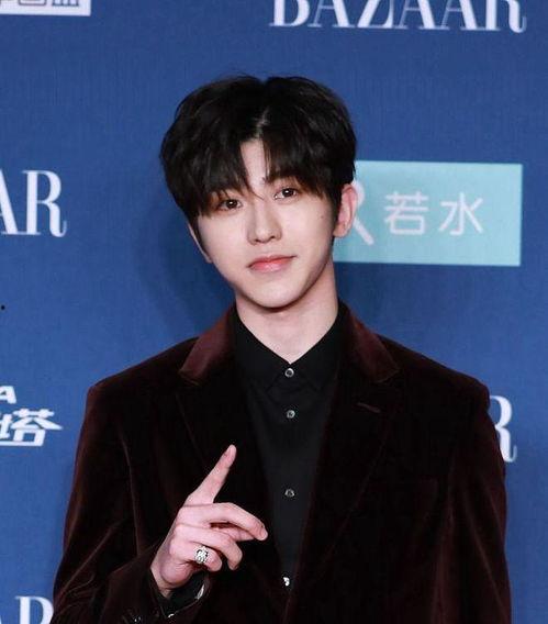 蔡徐坤回应最新爆料事件,澄清事实，坚守初心